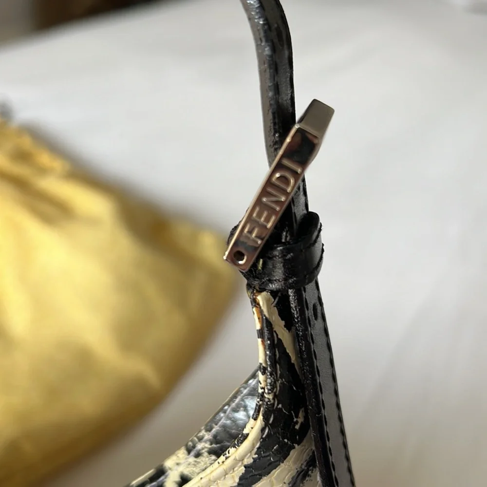 Authentic Vintage Fendi Mama Baguette Python Bag/Purse - Picture 4 of 13